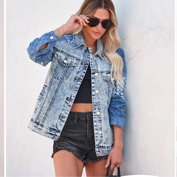 Anthropologie Jackets & Blazers - Avec Les Filles floral patchwork denim jacket